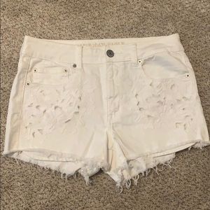 American Eagle Hi Rise Shortie white denim shorts